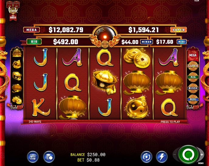 Lion VS Shaolin Monk