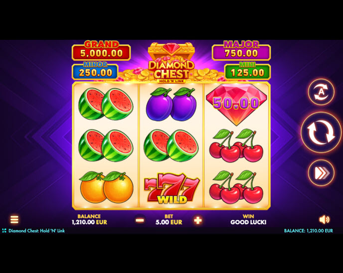Diamond Chest: Hold ‘N’ Link
